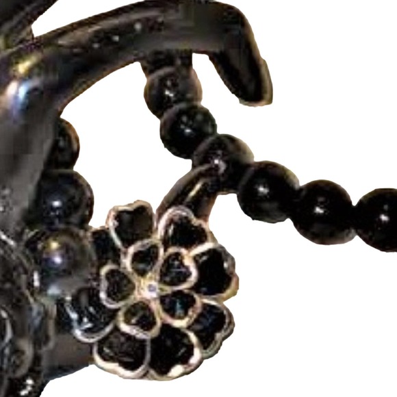 Classy Bold Black Flower Power Necklace Bracelet & Earring Set Lot - Picture 3 of 7